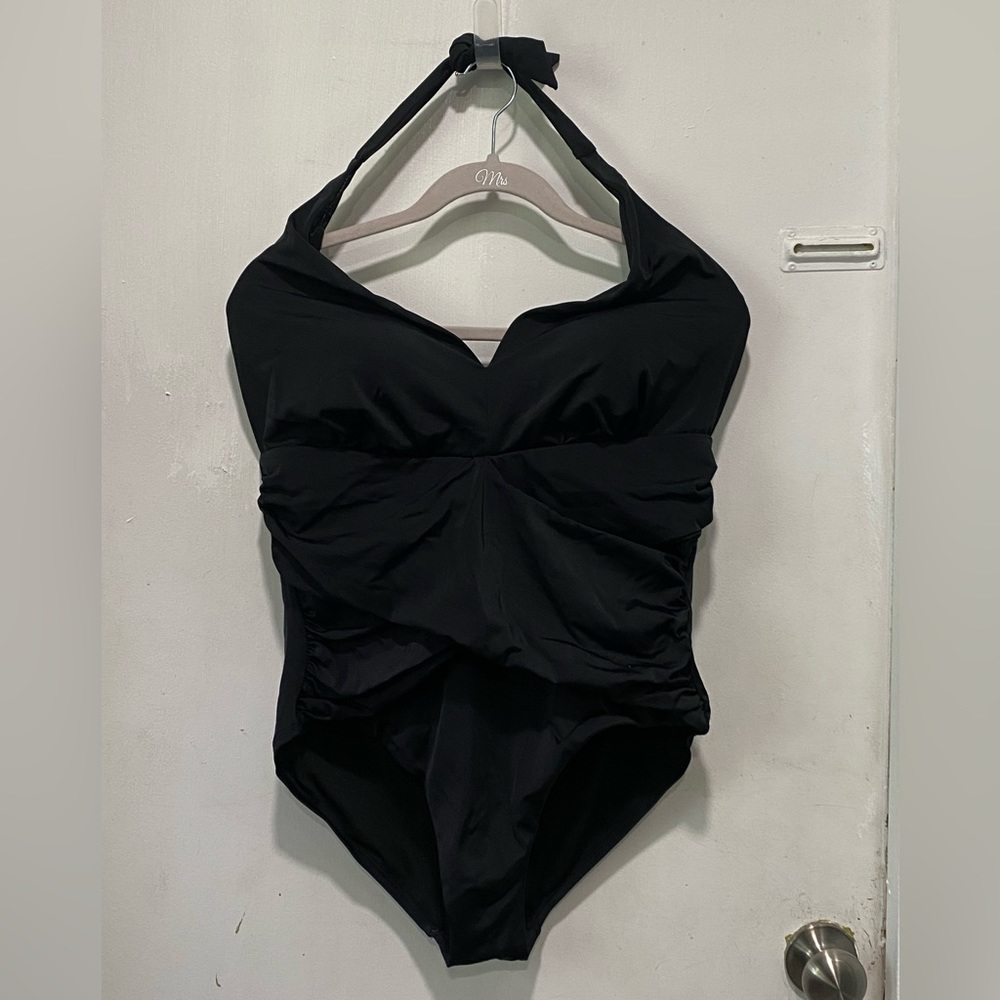 One piece swimsuit (67)(C27)